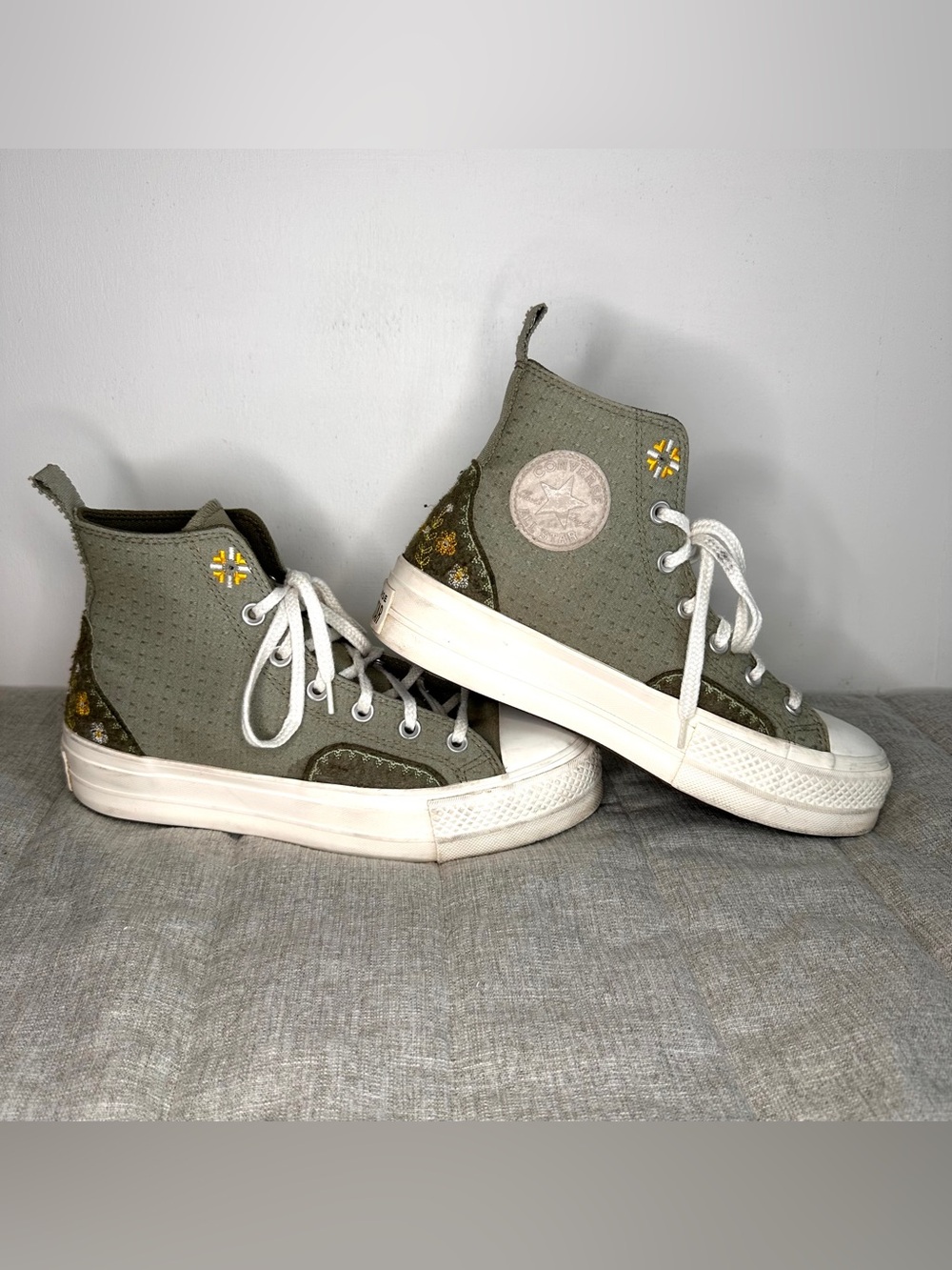 Converse Chuck Taylor All Star Lift
Platform Womens 9 Autumn Embroidery
EUR 40